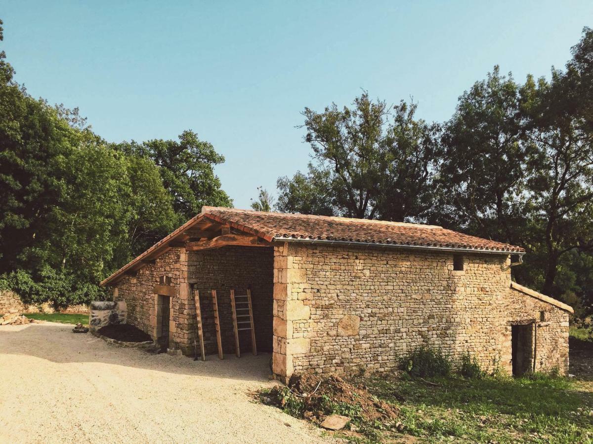 Gites Les Demeures De Valette Azay-le-Brule Екстер'єр фото